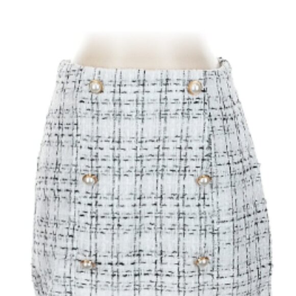 Shein white Tweed 6 Button Mini Skirt Size XS NWOT - Picture 1 of 1